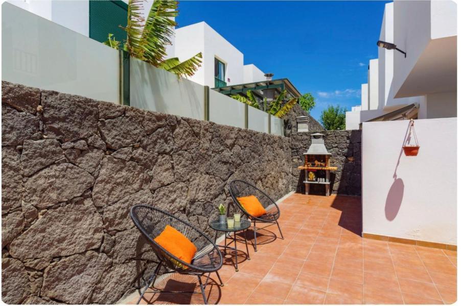 Spacious Private Villa & Private Heated Pool - Villa Sunshine กอสตา เตกีสเซ ภายนอก รูปภาพ
